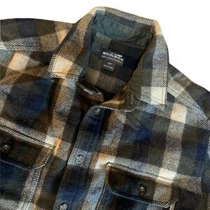 MENS Woolrich heavy flannel olive & navy plaid shirt Sz LG